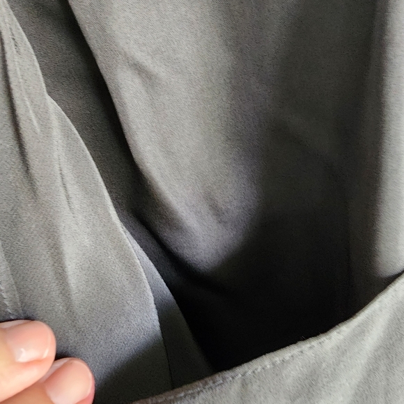 Aritzia Wilfred Gray Silk Skirt Tulip Hem Size 6 - Picture 5 of 9